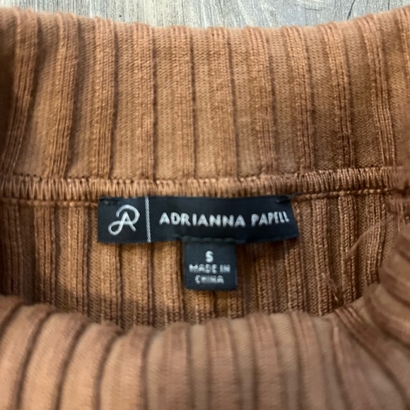 Adrianna Papell. Ribbed long sleeve mock turtleneck. Size S - Picture 8 of 9